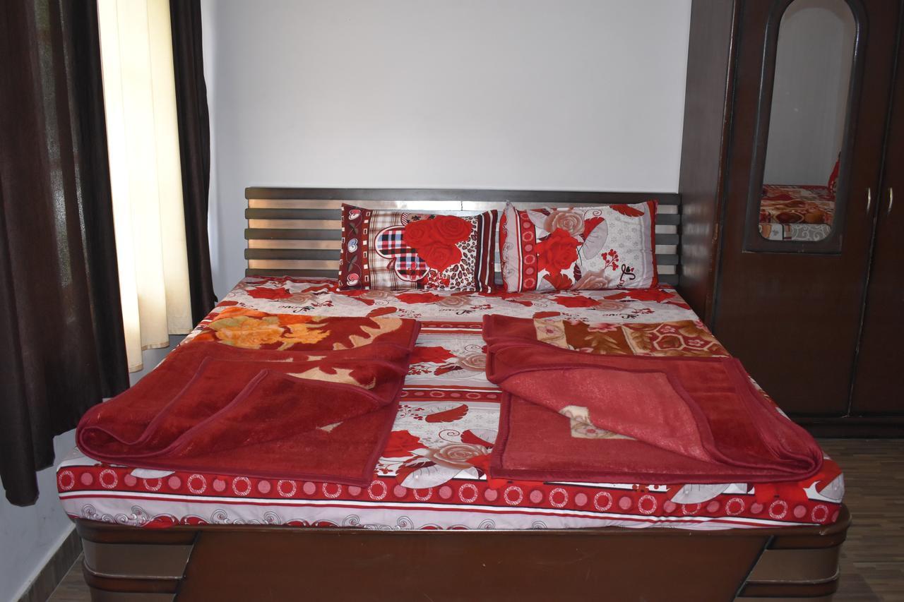 White House Kasol Hotell Eksteriør bilde