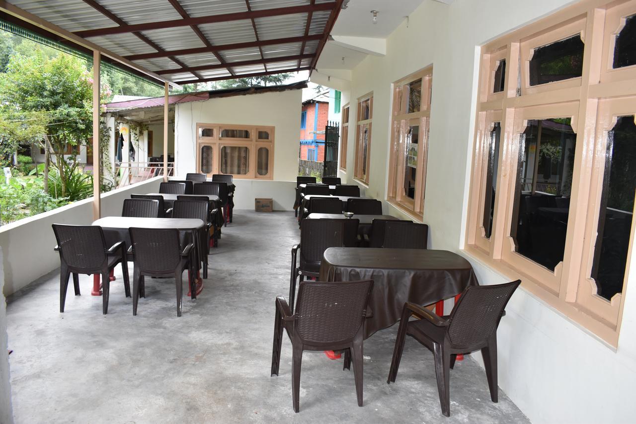 White House Kasol Hotell Eksteriør bilde