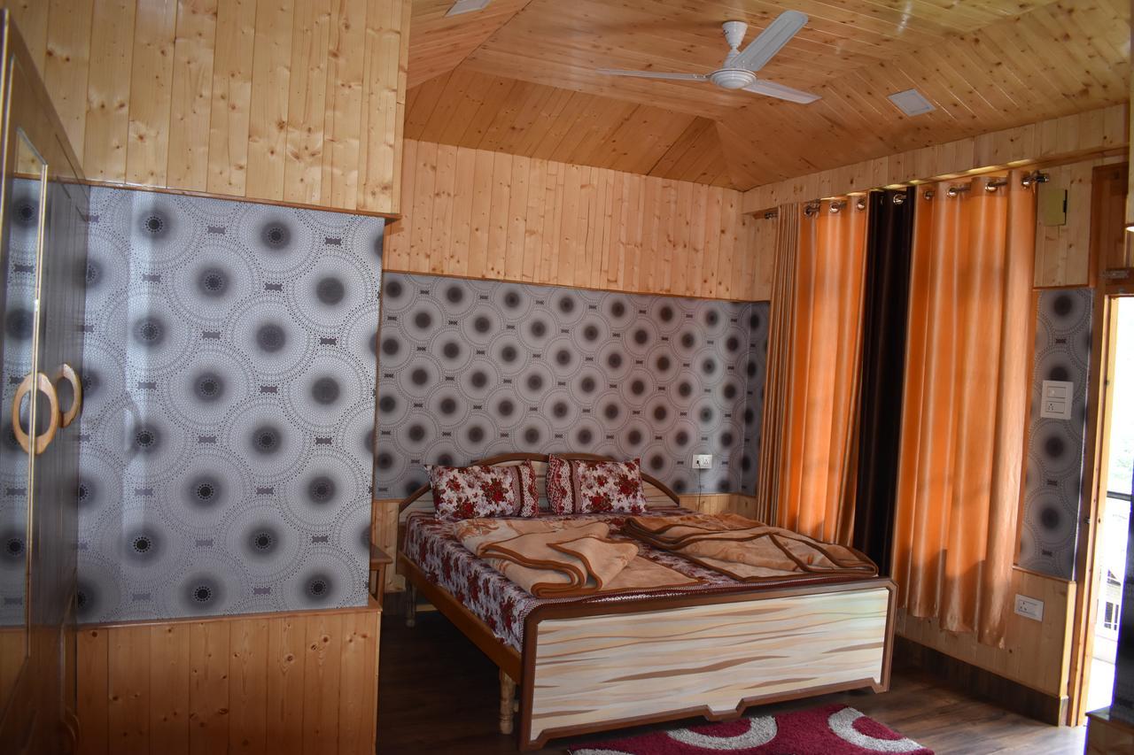 White House Kasol Hotell Eksteriør bilde